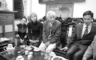 Hố ngăn cách giữa người dân với chính quyền quá lớn